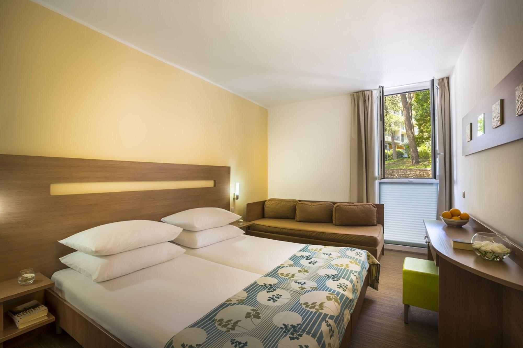 Miramar Sunny Hotel By Valamar Rabac Eksteriør billede