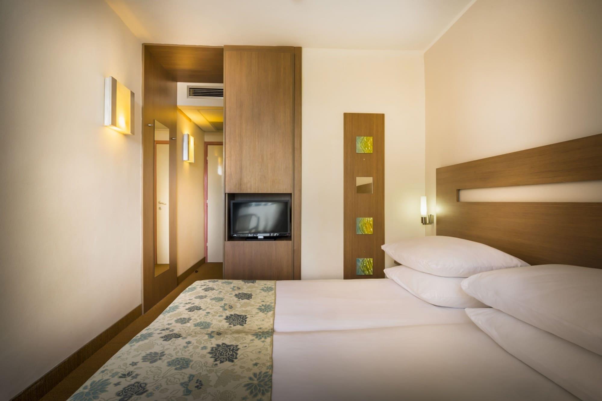 Miramar Sunny Hotel By Valamar Rabac Eksteriør billede