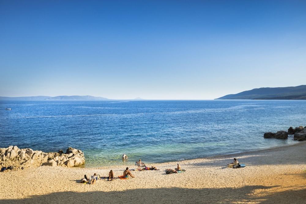 Miramar Sunny Hotel By Valamar Rabac Eksteriør billede